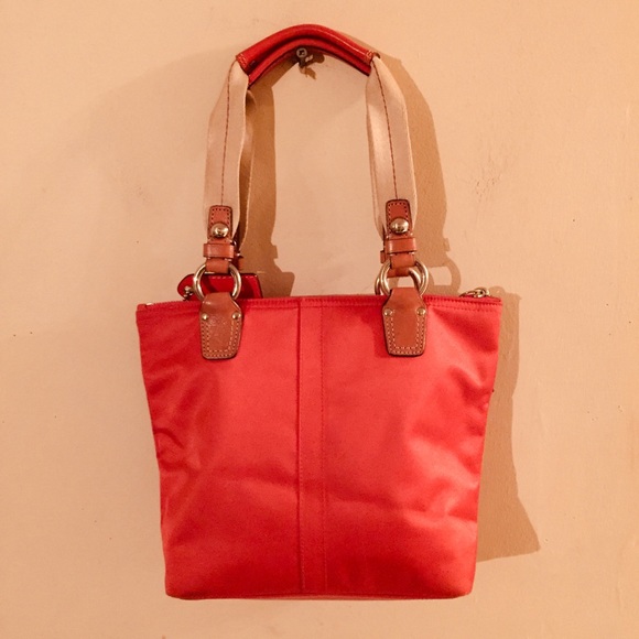 COACH Hampton Leather Trimmed Tote Authentic - Picture 5 of 8